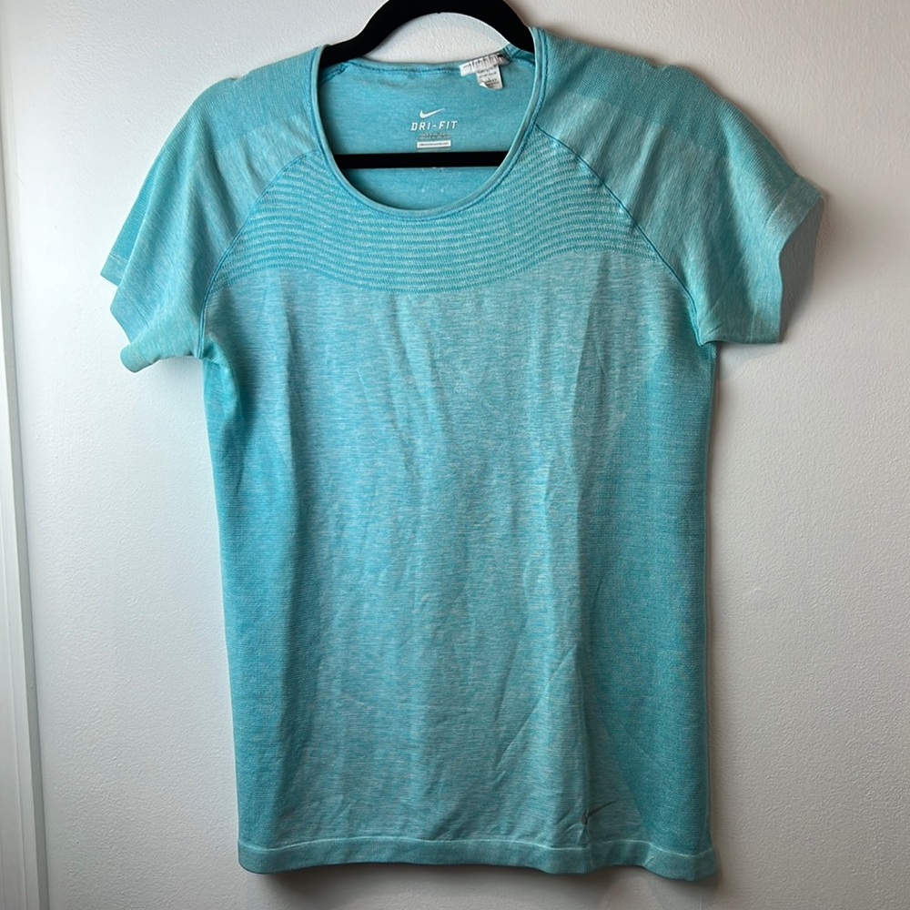 Nike dry fit